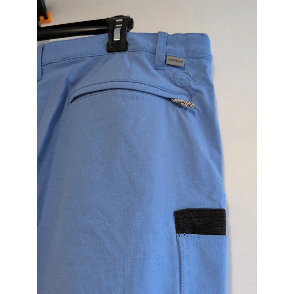Magellan Men's Blue Fish Gear Outdoor Water Repellant Shorts Size Large